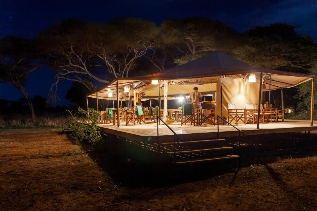 Baobab Tented Camp Kwa Kuchinia Exterior photo